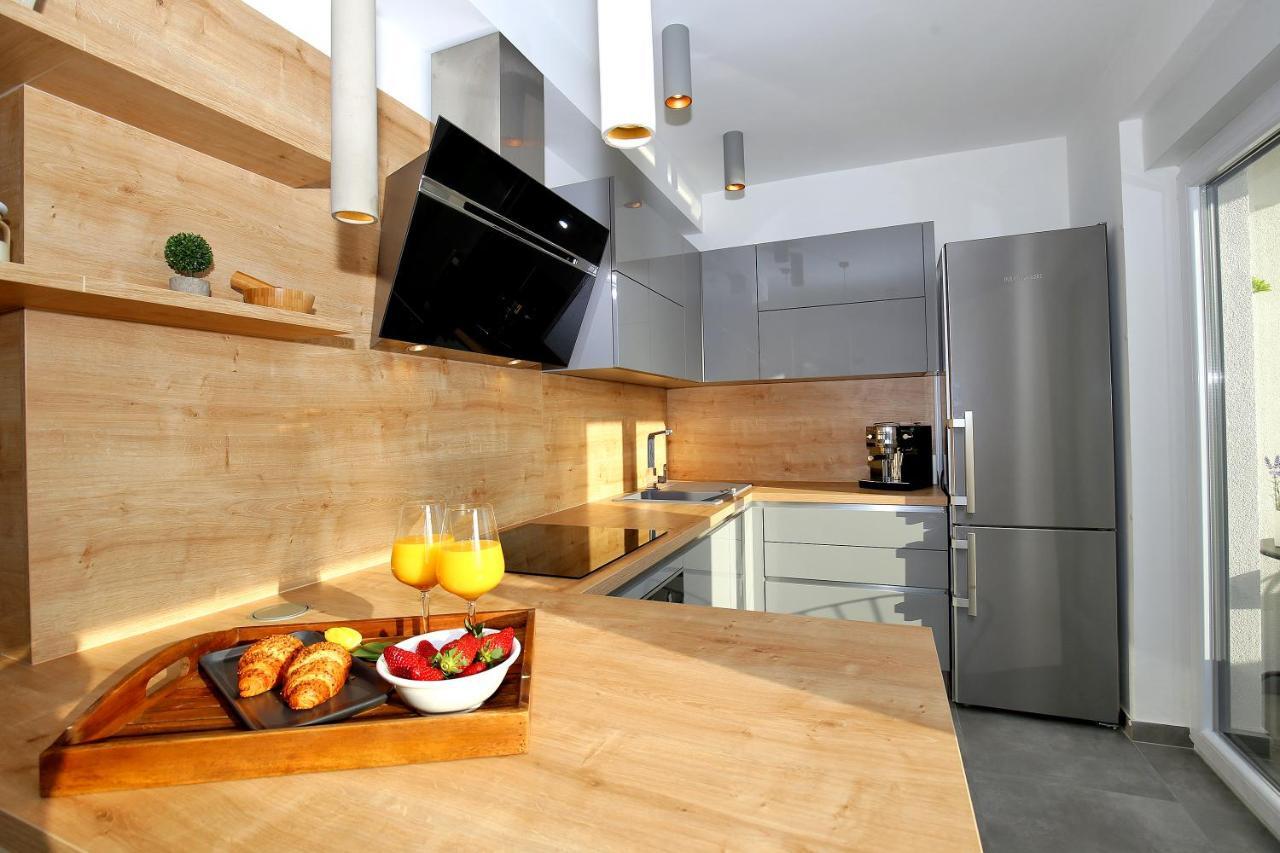 Esso Roof Terrace Apartment 扎达尔 外观 照片