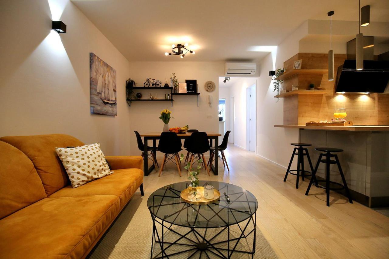 Esso Roof Terrace Apartment 扎达尔 外观 照片