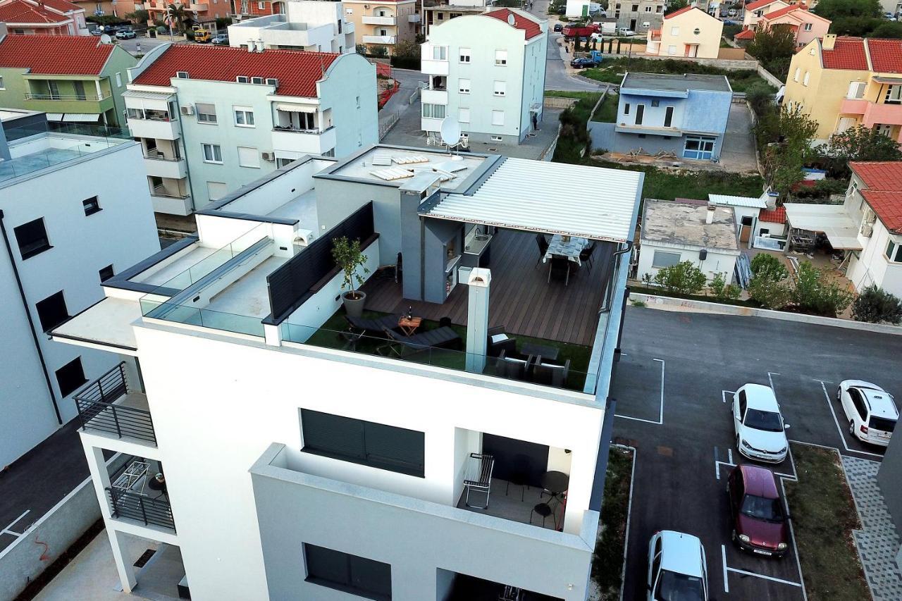 Esso Roof Terrace Apartment 扎达尔 外观 照片